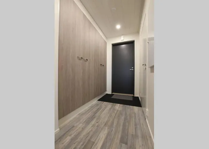 아파트 Auringonlasku *